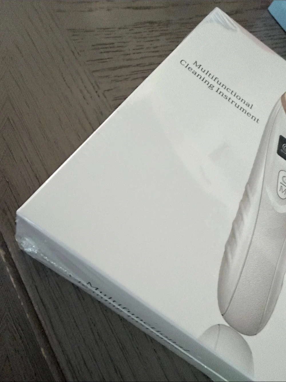 Multifunctional Cleaning Instrument - White with Rose Gold Accent